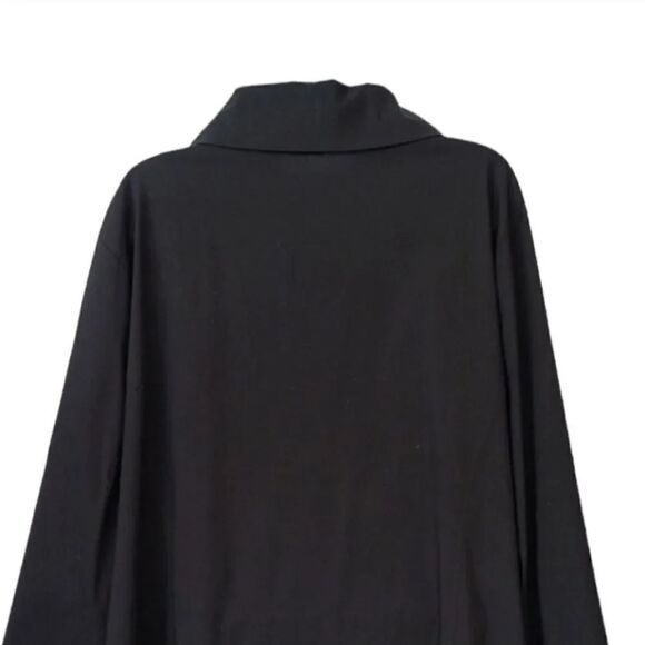 INAE Collection Handkerchief Hem Button Down Roll Tab Sleeve Tunic Top in Black - Picture 4 of 10